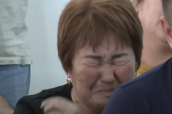 «Үйім де жоқ, жұмыссыз қалдық». 23 жылға сотталған Шынасыл Абзалдың анасы жағдайын айтты