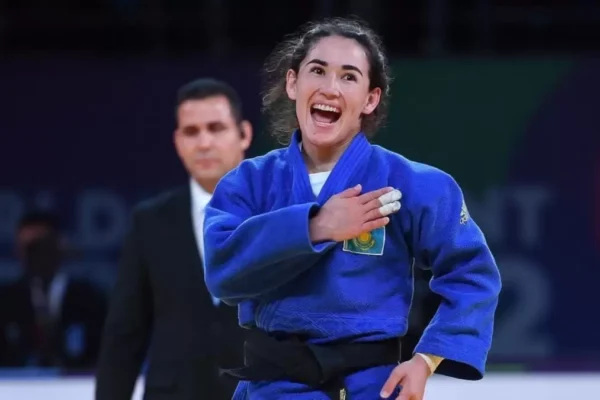 Әбиба Әбужақынова әлем чемпионатында күміс жүлде алды