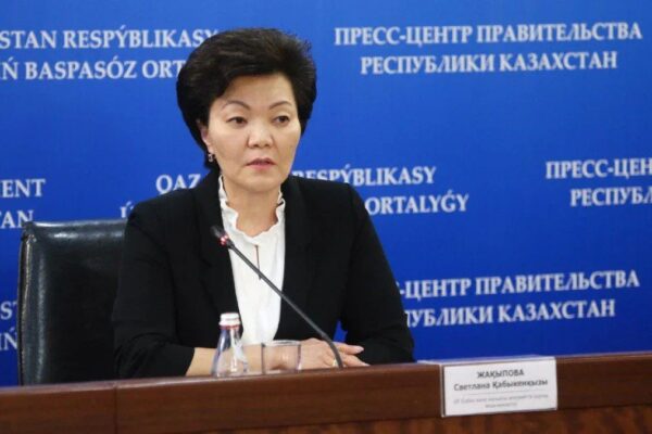 «113 мың теңге алып отырды». Министр бес баласы өлген үйде қаржылық мұхтаждық болмағанын айтты