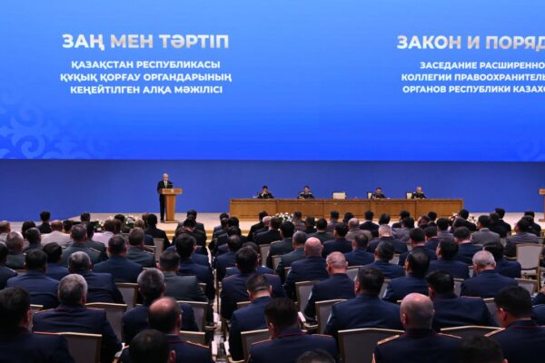 Президент құқық қорғау орындарына талдау жасауға бір апта уақыт берді