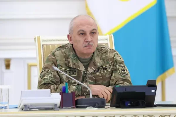 «Өкпелесең көшіп кет»: Бұрынғы Қорғаныс министрі жаңа қызметке тағайындалды